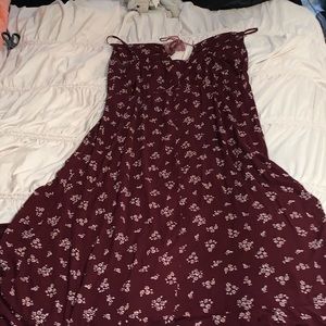 NWT XHILARARION floral burgundy dress
